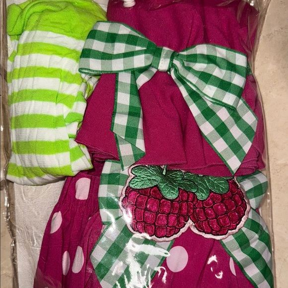 Leg Avenue Pink and Green Socks & Tights Vibrant Accessories - Picture 3 of 5